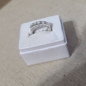 Avon Fashion Silver Ring with CZs